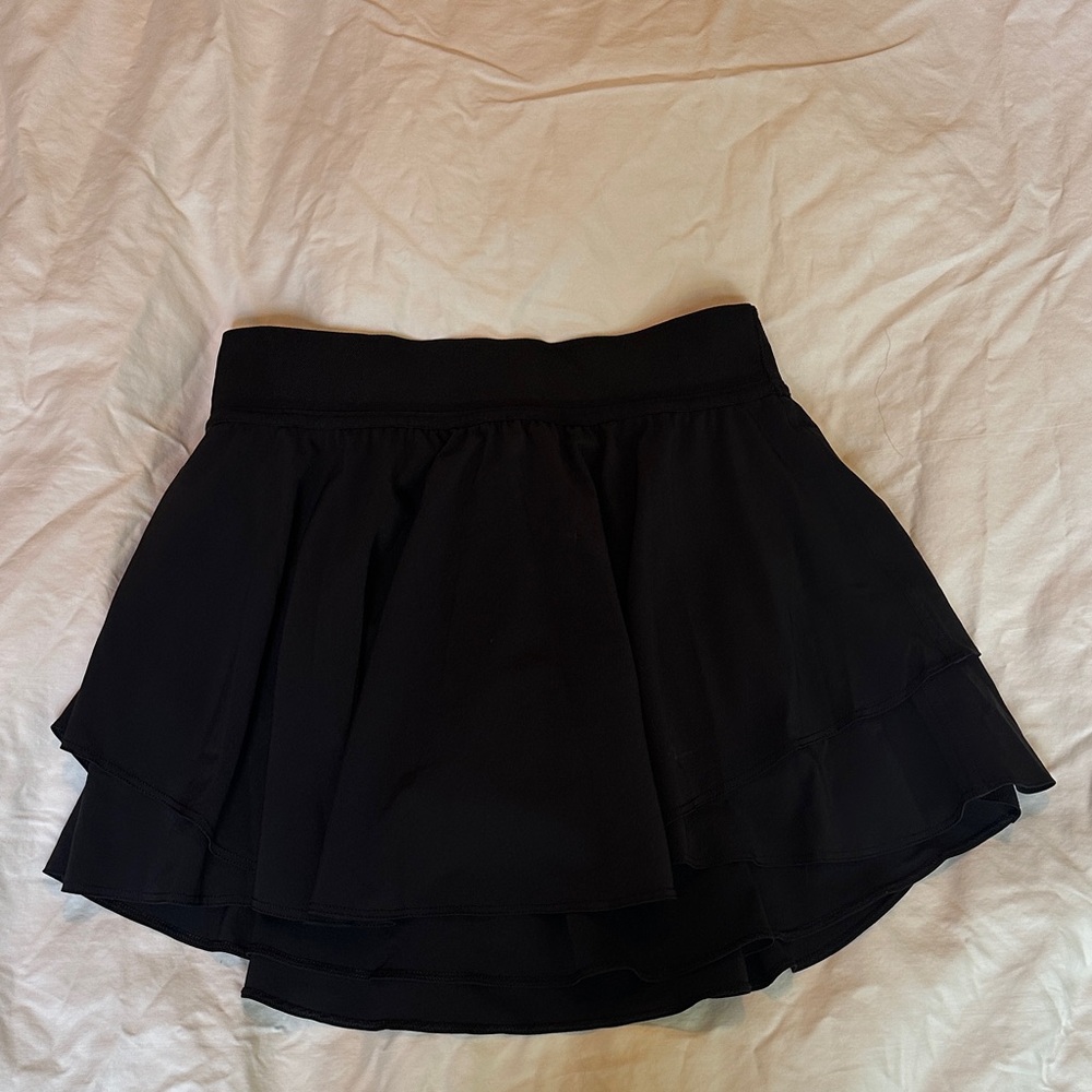 Lululemon Black Women’s Tennis Skort  size 6